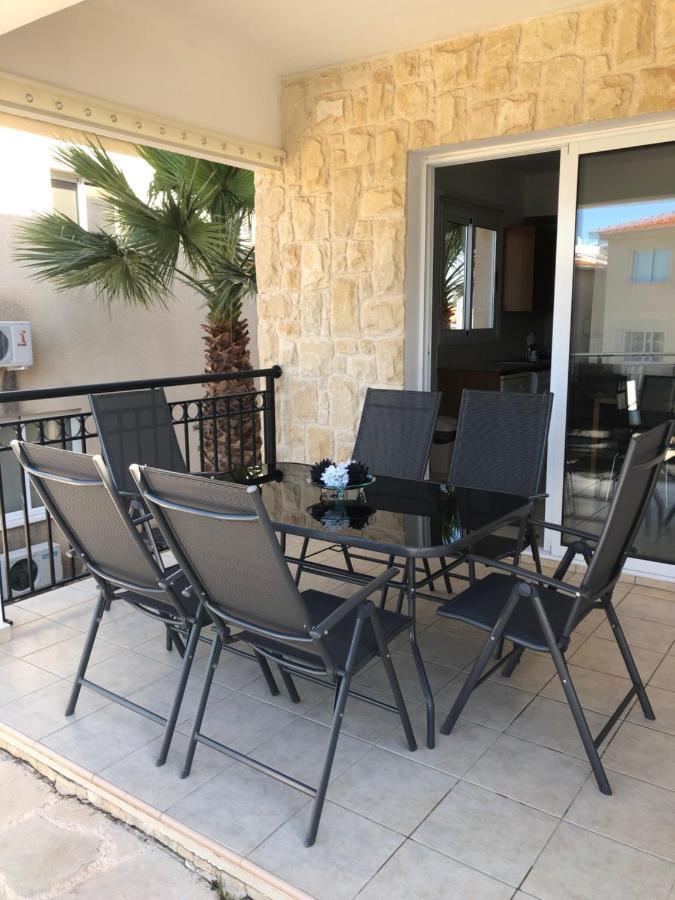 Paphos - Tala Riviera apartmant Apartamento Exterior foto